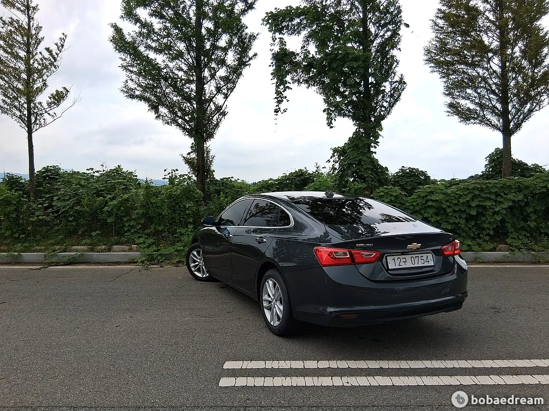 Chevrolet Malibu 2017 photo 3