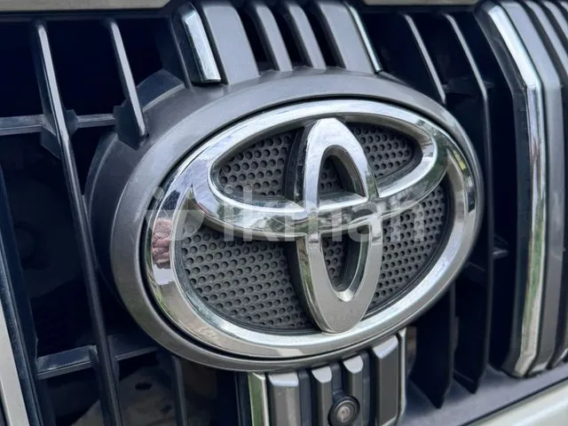 Toyota Land Cruiser Prado 2015 photo 4