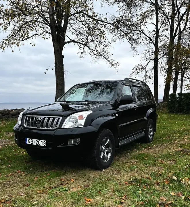 Toyota Land Cruiser 2007 photo 2