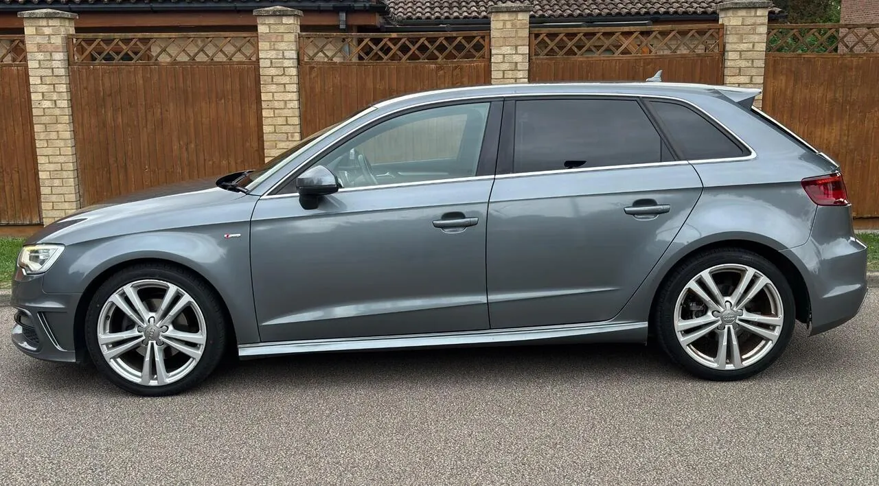 Audi A3 2013 photo 4
