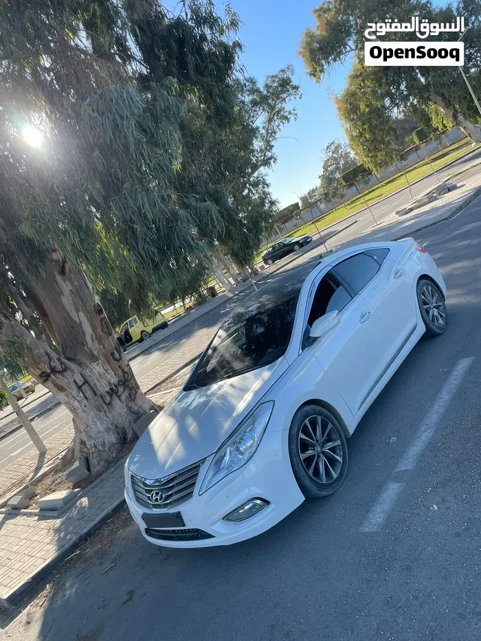Hyundai Grandeur 2012 photo 3