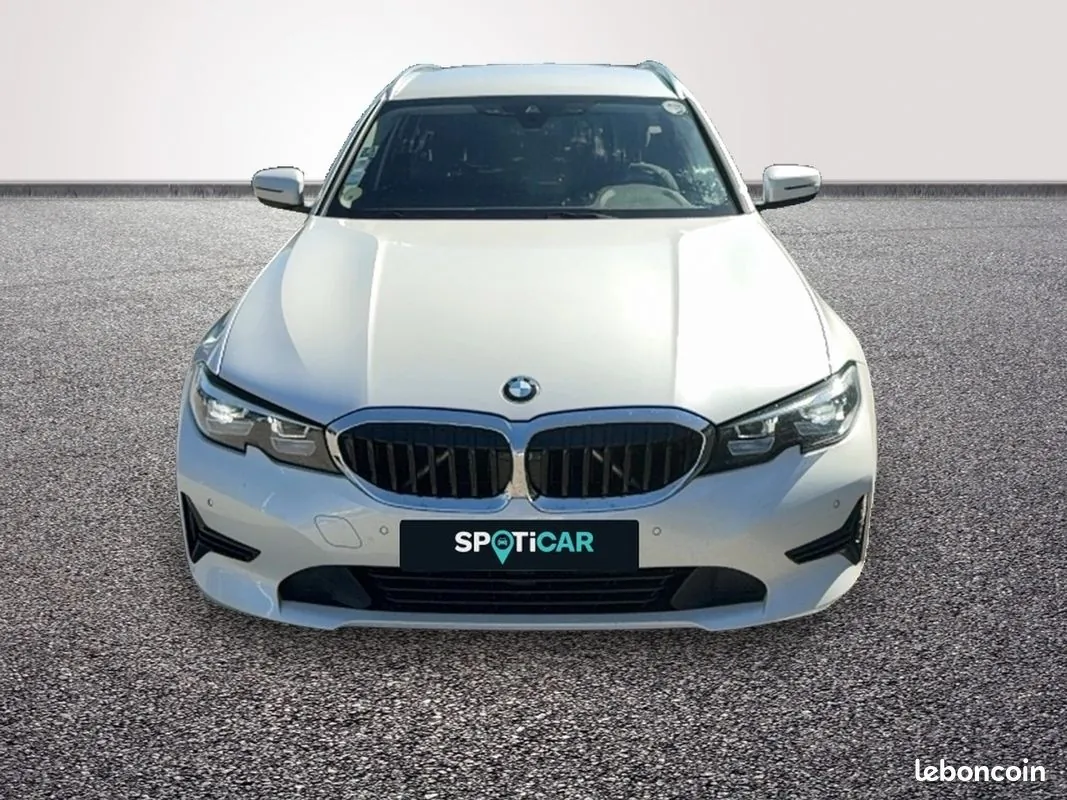 BMW 3 Series 2021 photo 2