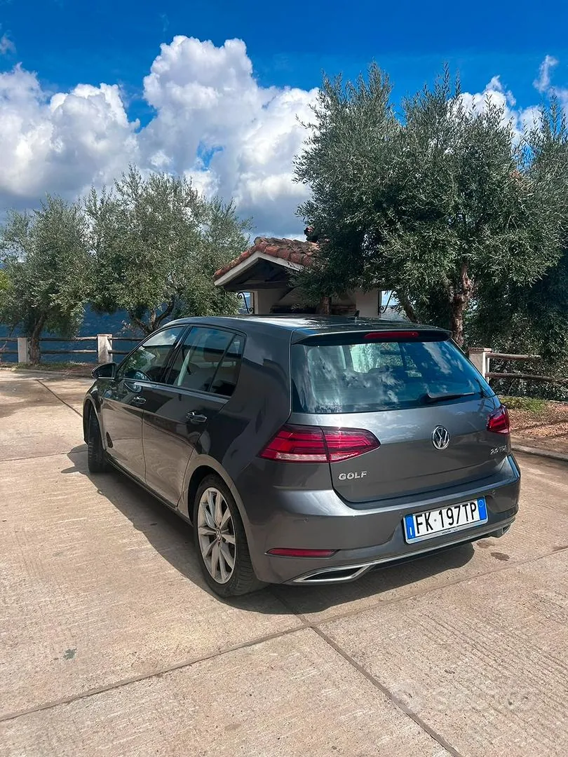 Volkswagen Golf 2017 photo 2