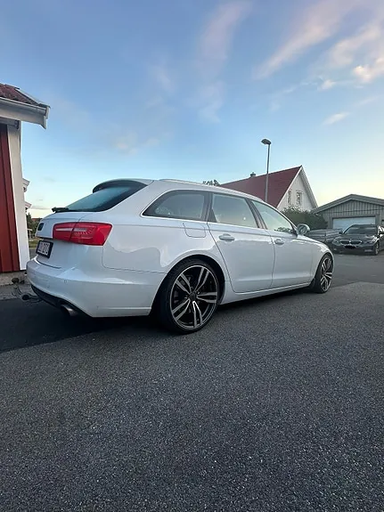 Audi A6 2012 photo 4