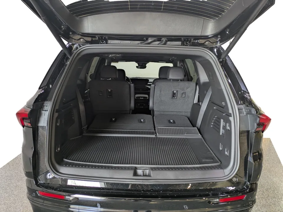 Buick Enclave 2027 photo 5