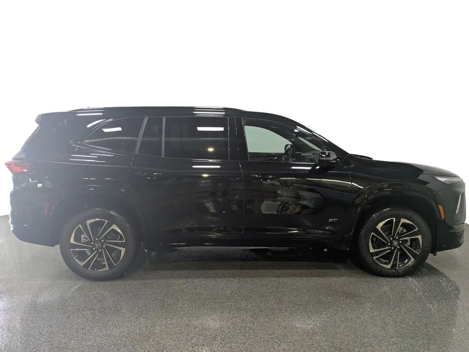 Buick Enclave 2027 photo 2
