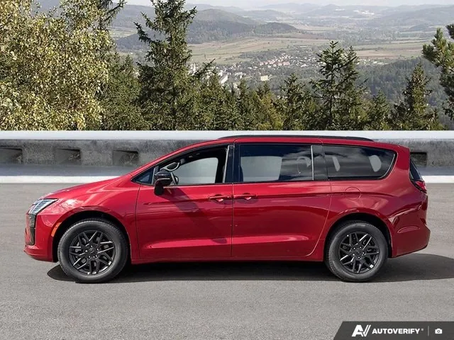 Chrysler Pacifica 2027 photo 2