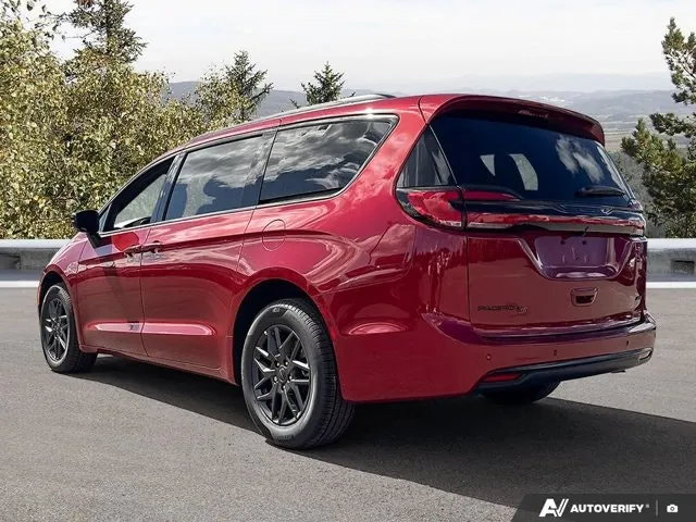 Chrysler Pacifica 2027 photo 4