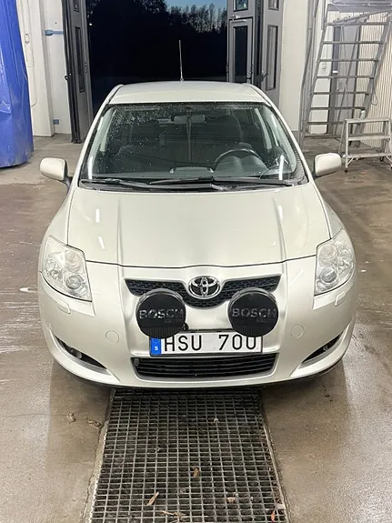 Toyota Auris 2008 photo 2