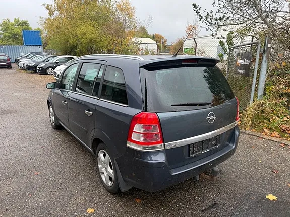 Opel Zafira 2008 photo 3