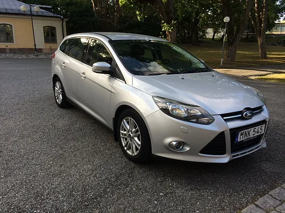 Ford Focus 2014 photo 2