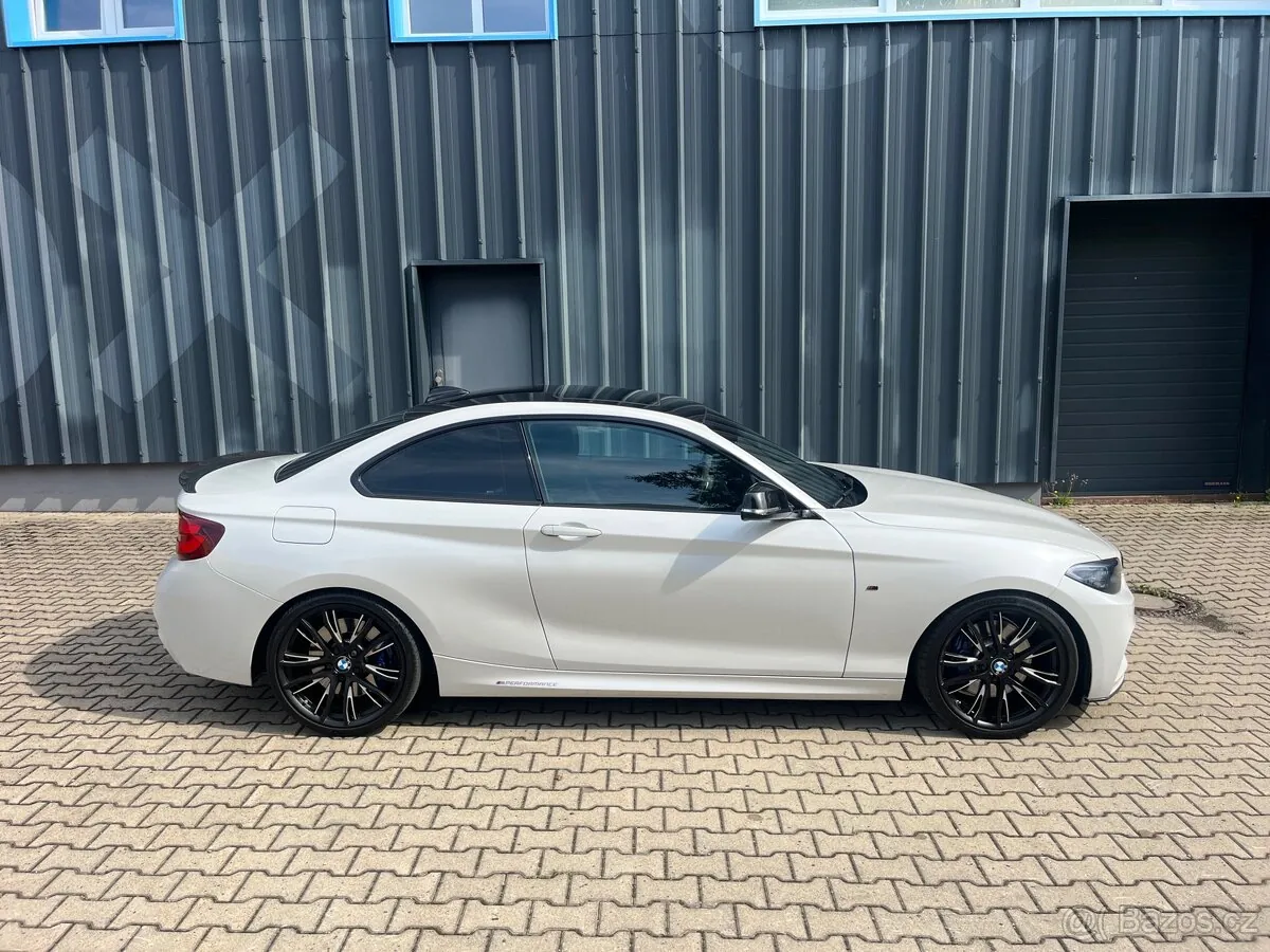 BMW M240I 2019 photo 5