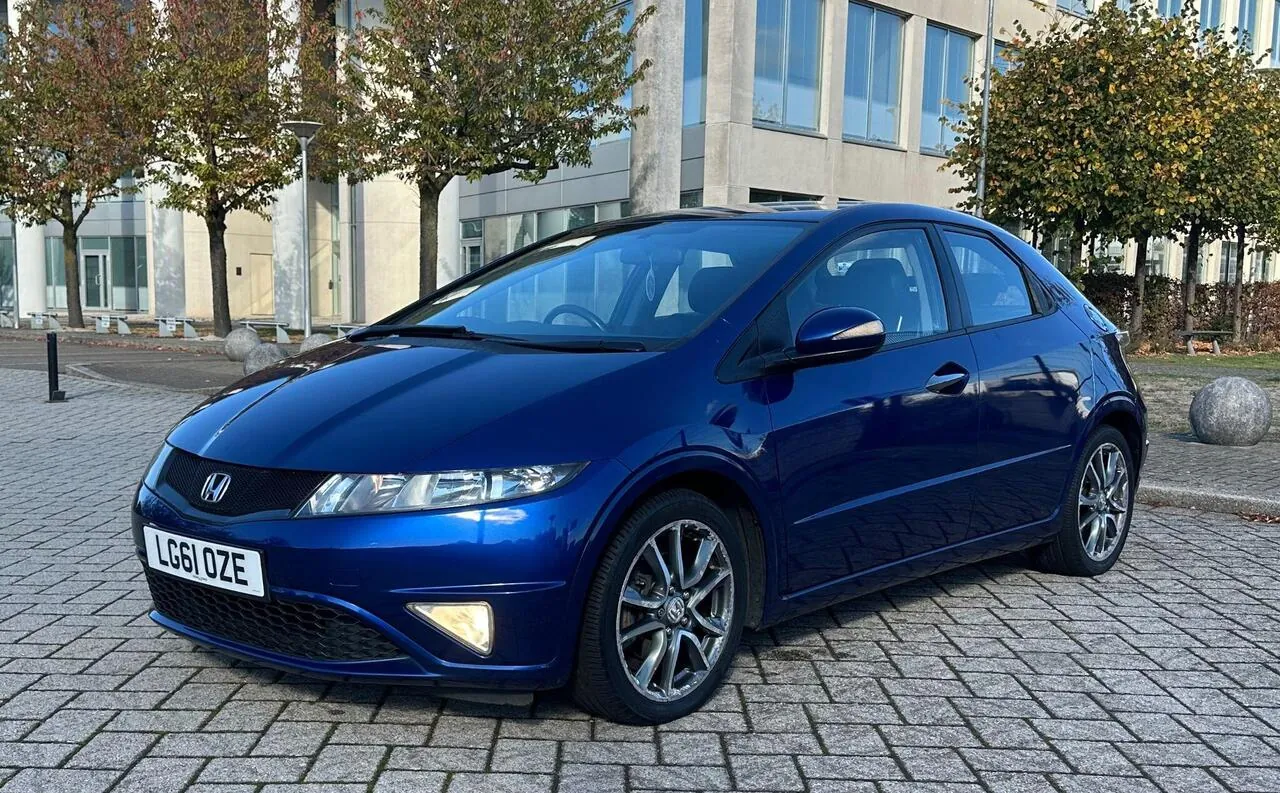 Honda Civic 2011 photo 3