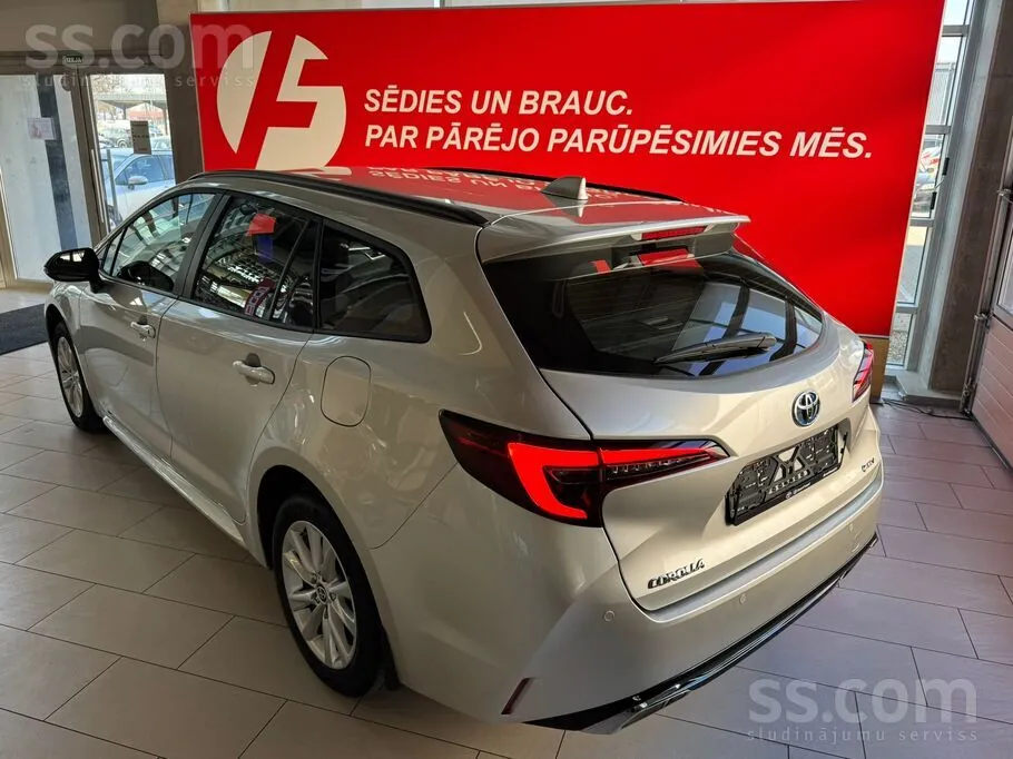 Toyota Corolla 2026 photo 3