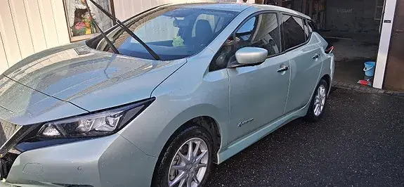 Nissan Leaf 2018 photo 4