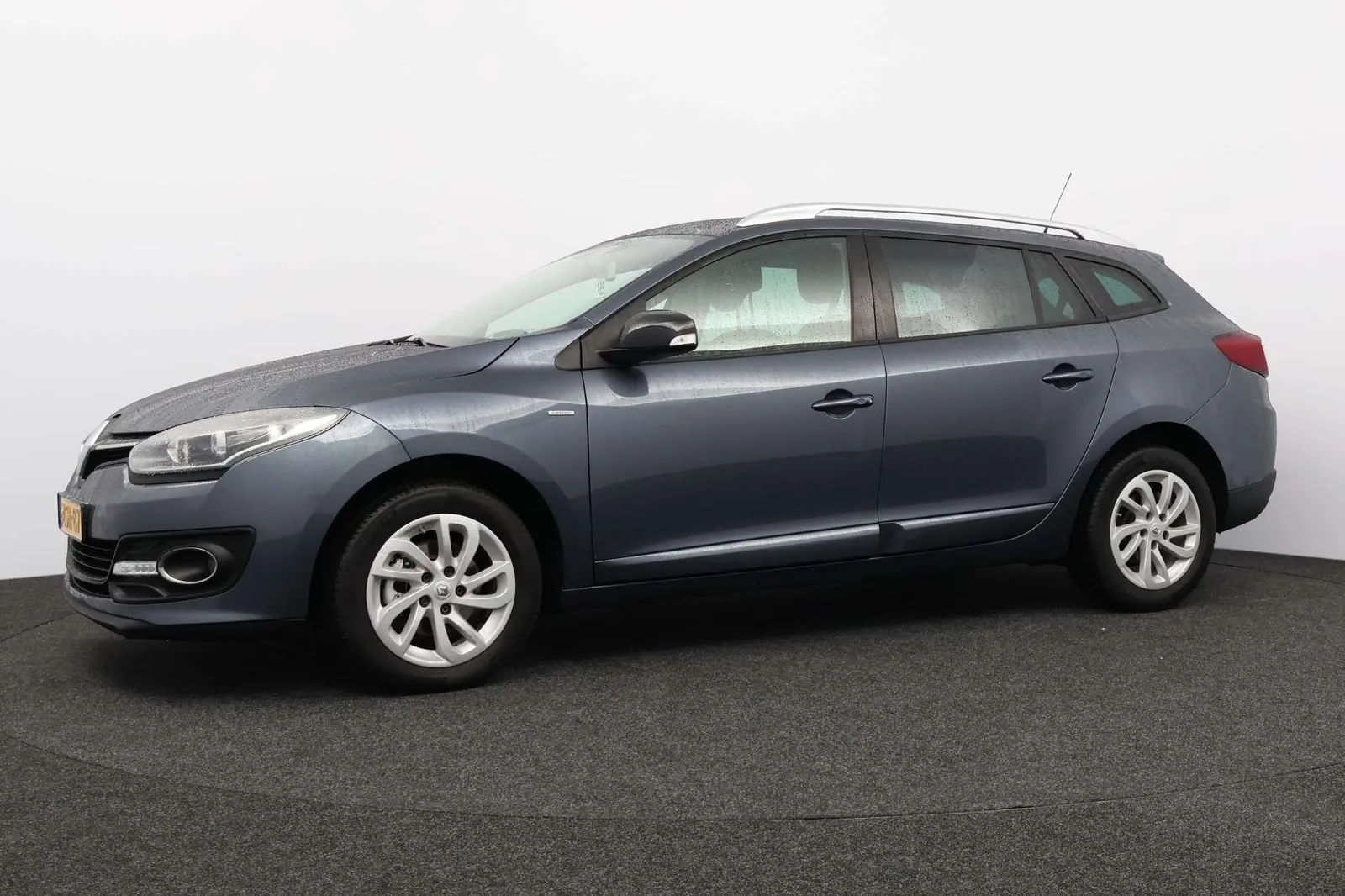 Renault Megane Estate 2015 photo 3