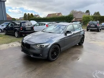 BMW 1 Series 2011 photo 2