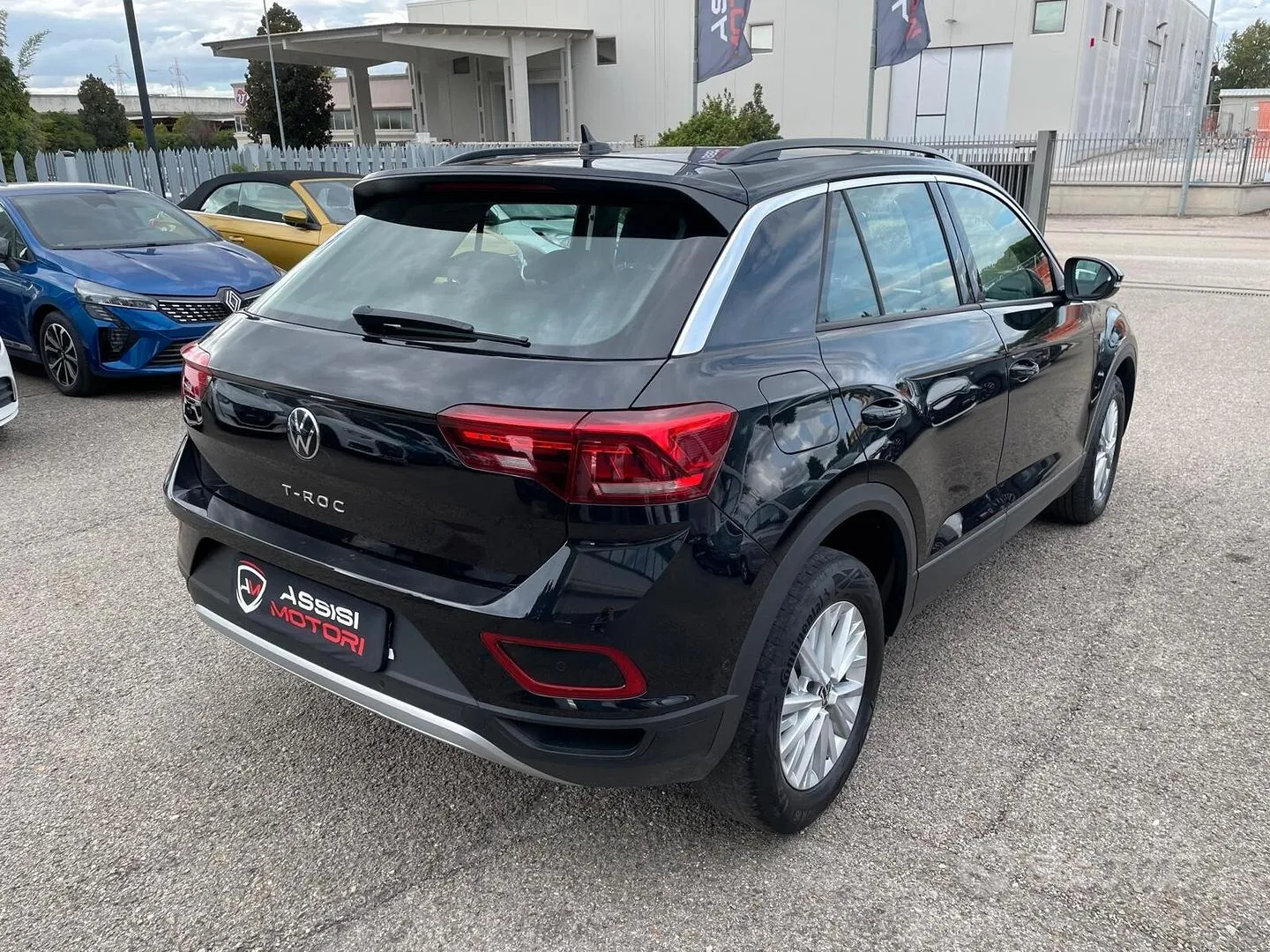 Volkswagen T-Roc 2023 photo 5