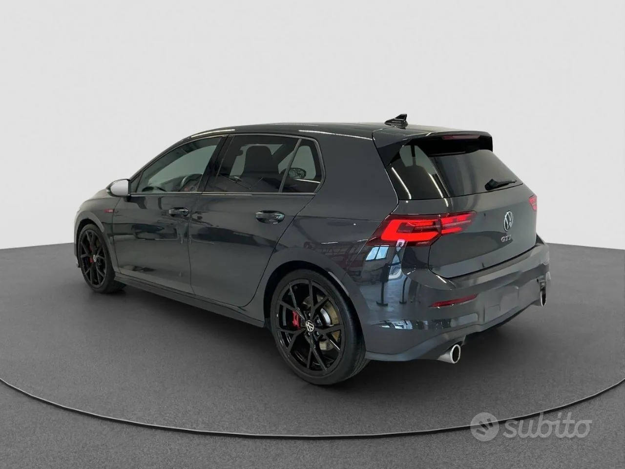 Volkswagen Golf Gti 2024 photo 2
