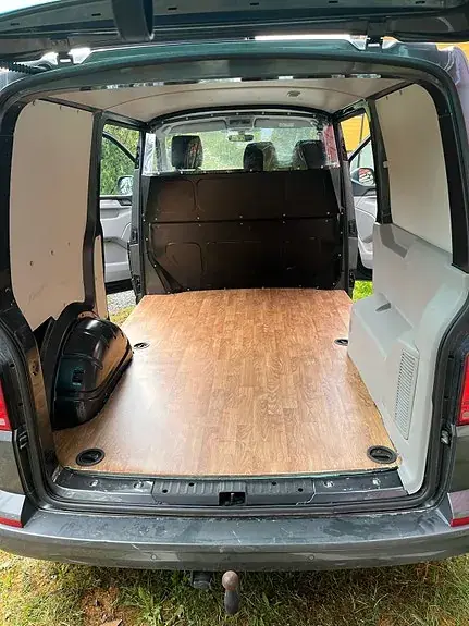 Volkswagen Transporter 2017 photo 2