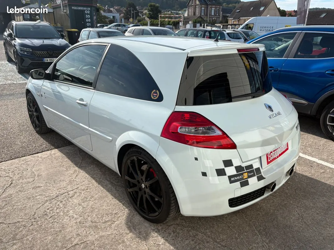 Renault Megane 2008 photo 2