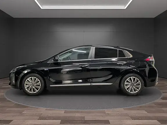 Hyundai Ioniq 2021 photo 2