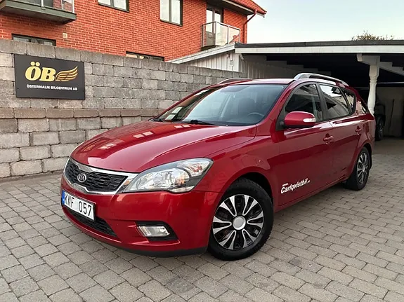 Kia Ceed 2010 photo 2