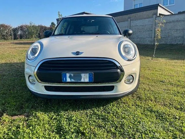 Mini One 2015 photo 2