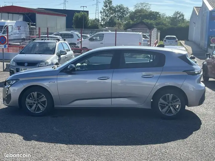 Peugeot 308 2025 photo 4