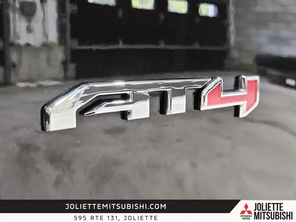 GMC Terrain 2024 photo 3