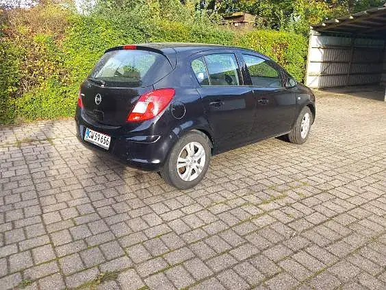 Opel Corsa 2012 photo 3