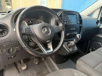Mercedes-Benz Vito 2023 photo 2