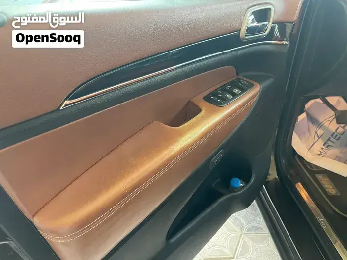 Jeep Grand Cherokee 2012 photo 3