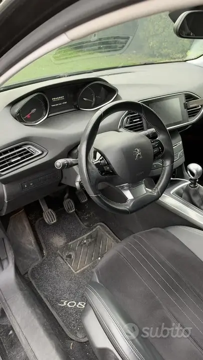 Peugeot 308 2017 photo 4