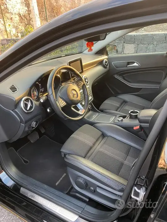 Mercedes-Benz A-Class 2018 photo 4