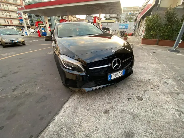Mercedes-Benz A-Class 2018 photo 3