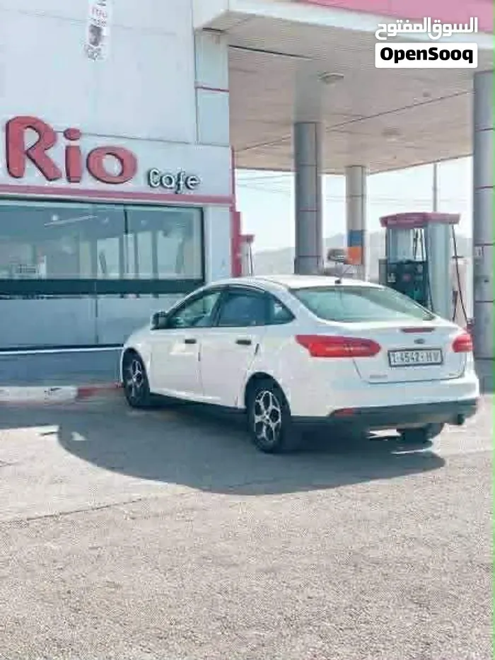 Ford Focus 2015 photo 3