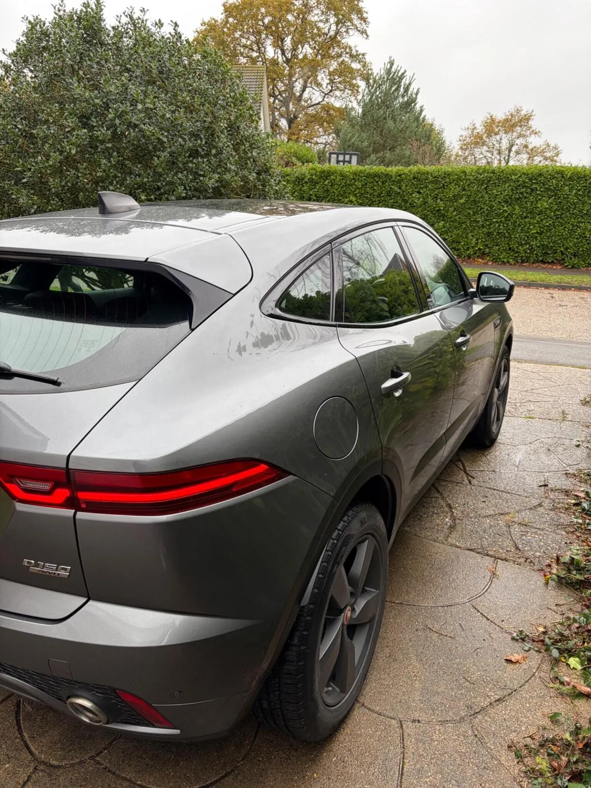 Jaguar E-Pace 2020 photo 5