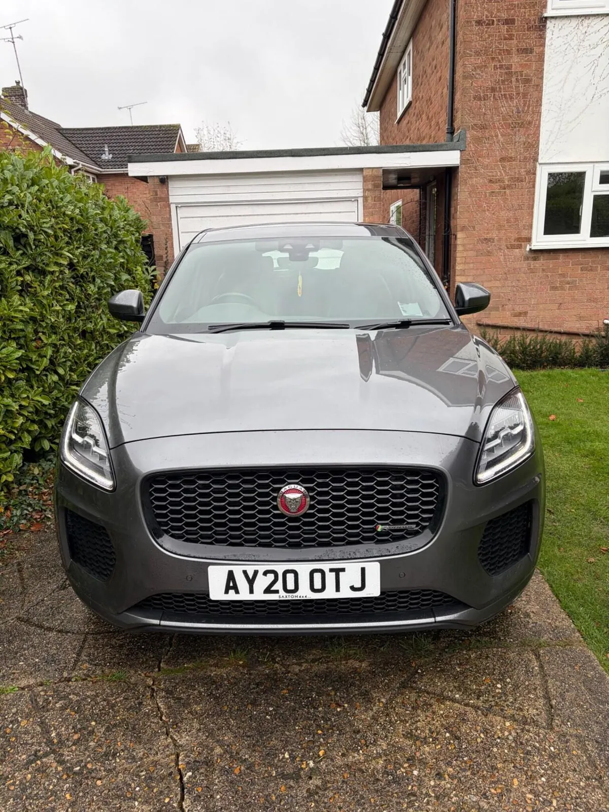 Jaguar E-Pace 2020 photo 2