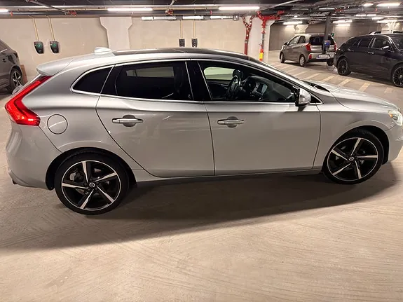 Volvo V40 2013 photo 3