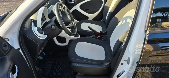 Smart Forfour 2015 photo 5