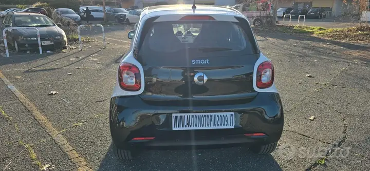 Smart Forfour 2015 photo 3