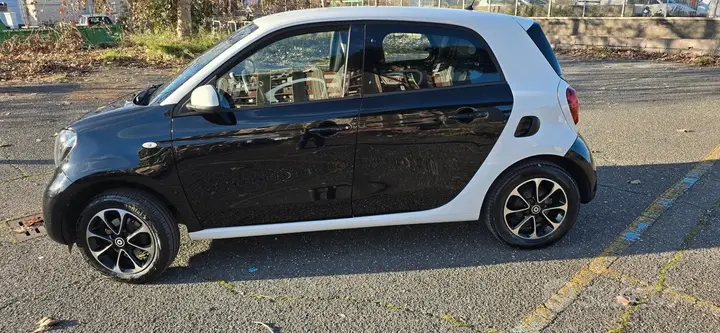 Smart Forfour 2015 photo 2