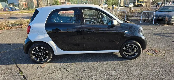 Smart Forfour 2015 photo 4