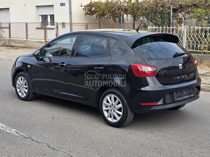 Seat Ibiza 2014 photo 4
