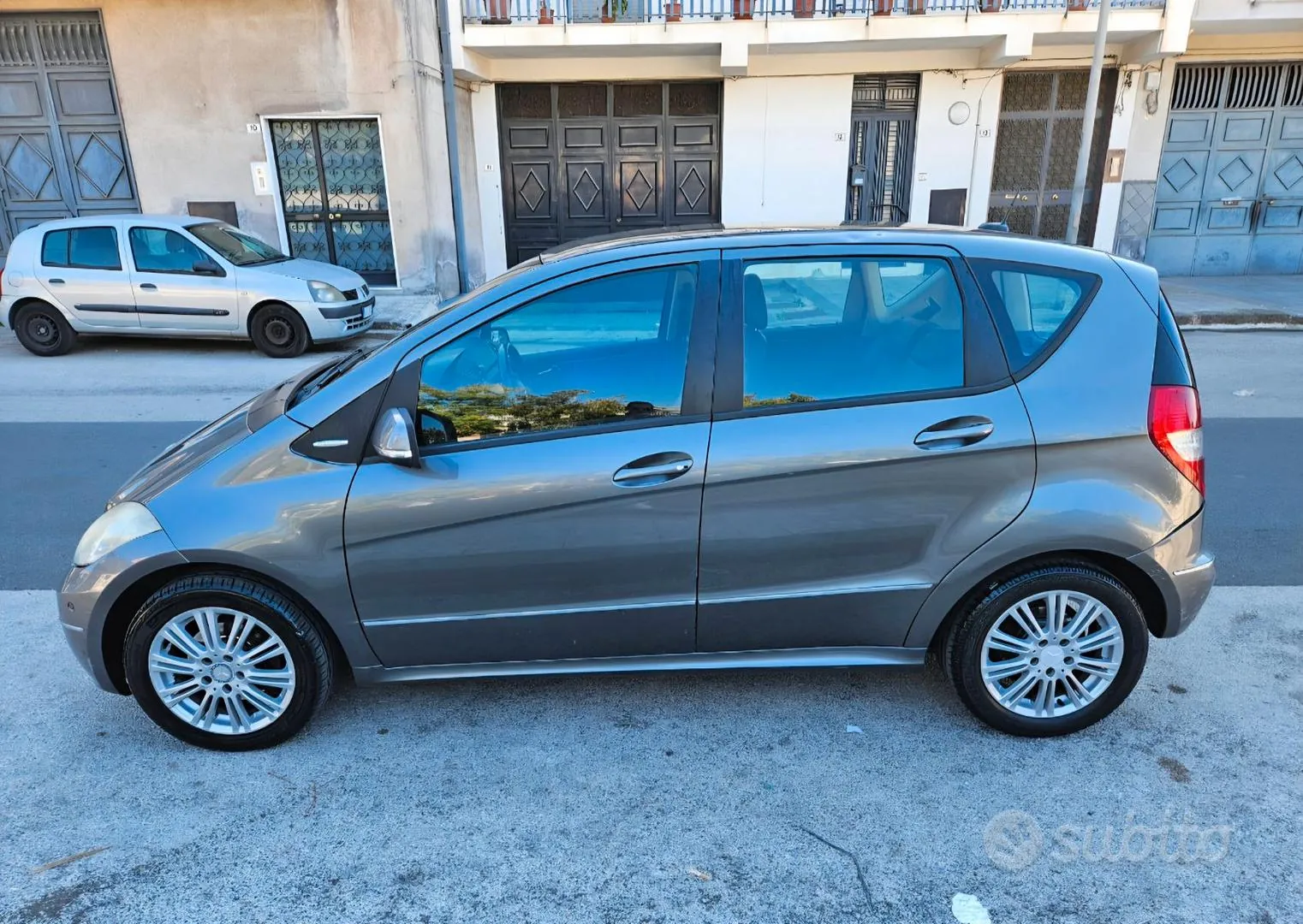 Mercedes-Benz A180 2008 photo 3