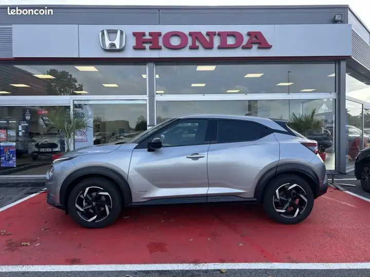 Nissan Juke 2023 photo 2