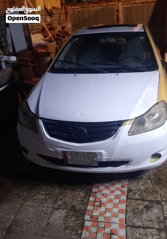 BYD G3 2013 photo 5