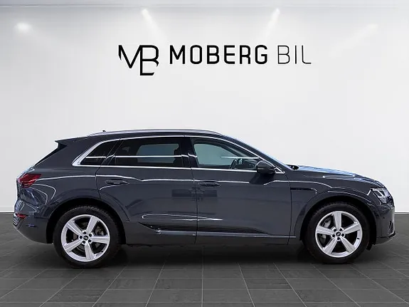 Audi Q8 2024 photo 5