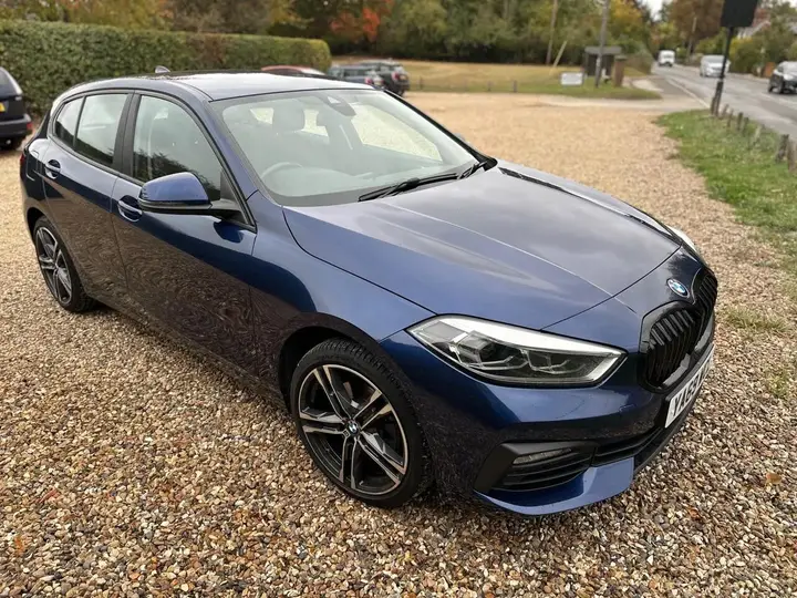 BMW 1 Series 2020 photo 4